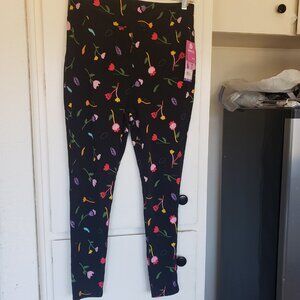 3 pairs of Pop Fit Size 2X Leggings